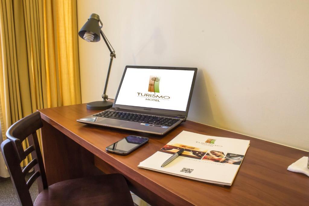 Ku Hotel Turismo تيموكو المظهر الخارجي الصورة